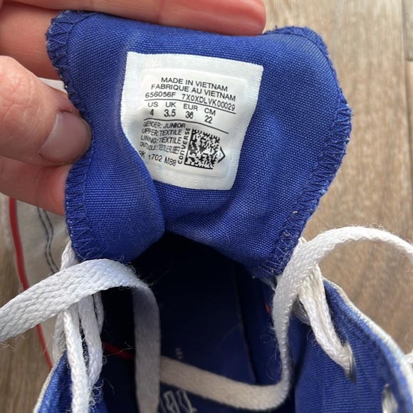 4/$20🥳 Kids American Flag Converse shoes size 4 - Picture 6 of 6